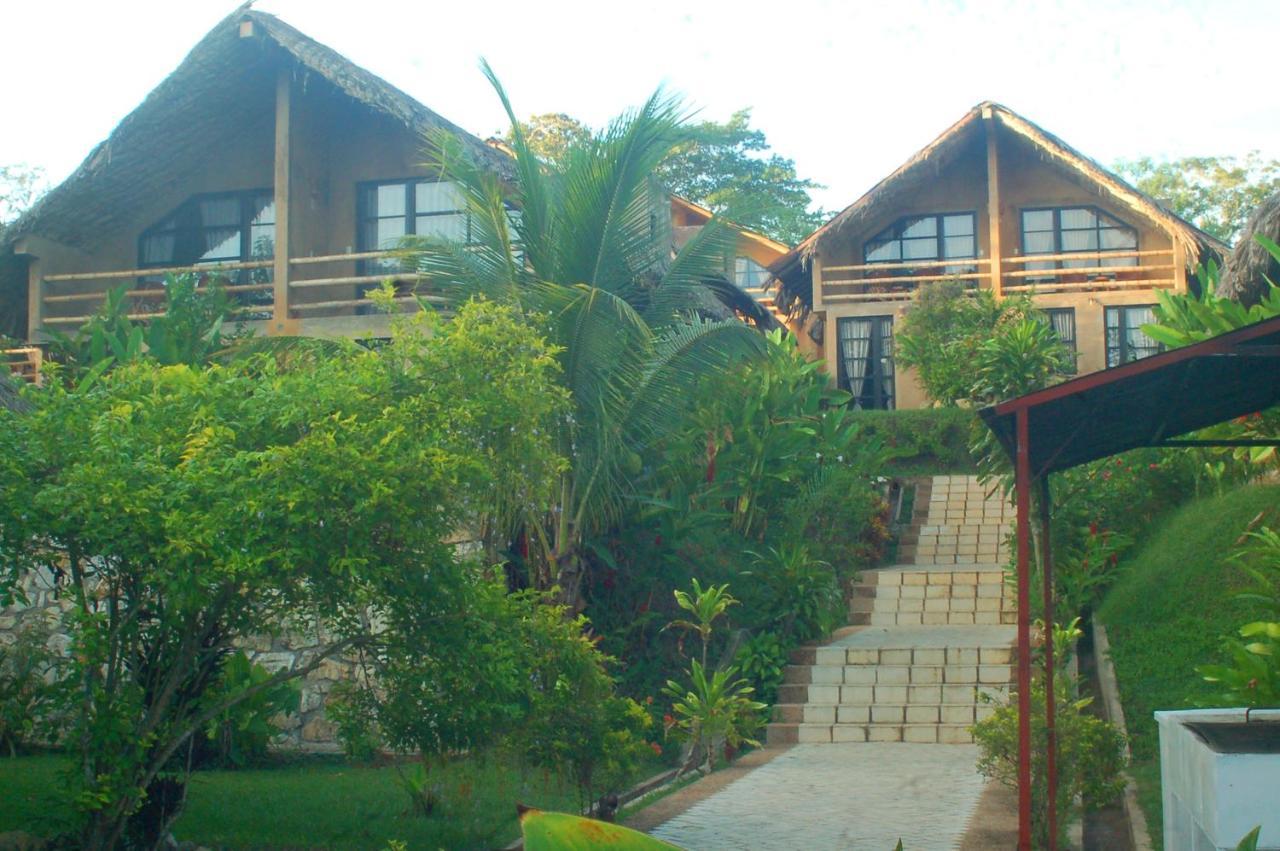 Axkan Palenque, Shows En Vivo & Gastronomia Mar Y Tierra & Travel Agency Exterior foto