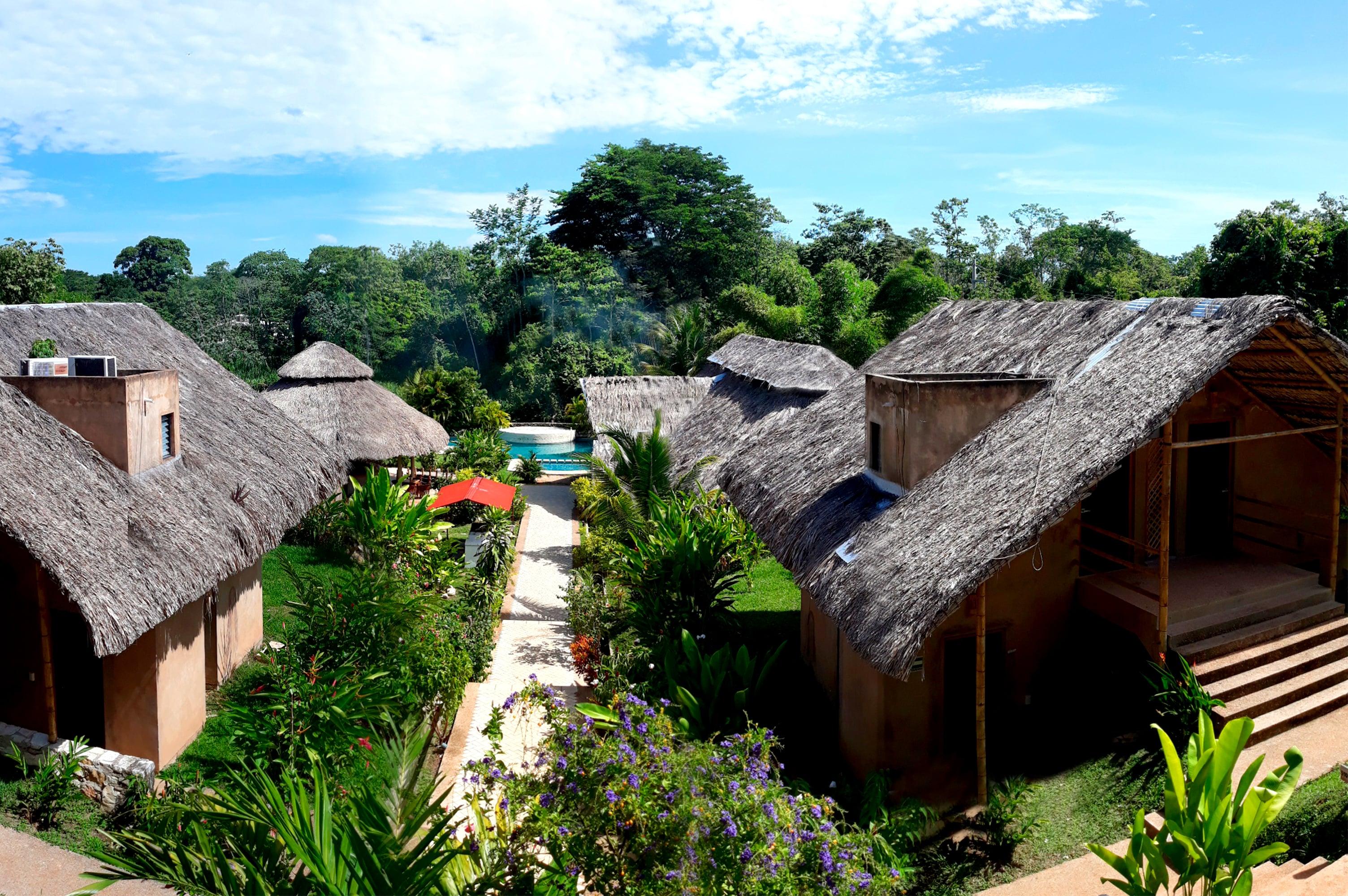 Axkan Palenque, Shows En Vivo & Gastronomia Mar Y Tierra & Travel Agency Exterior foto