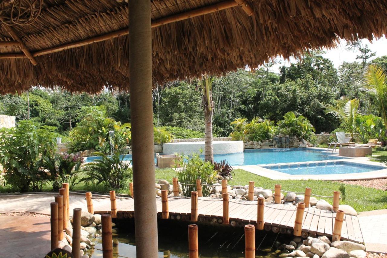 Axkan Palenque, Shows En Vivo & Gastronomia Mar Y Tierra & Travel Agency Exterior foto